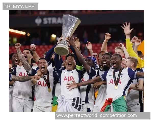 欧联杯精彩对决切尔西3-0曼城展现强大实力引发全场欢呼